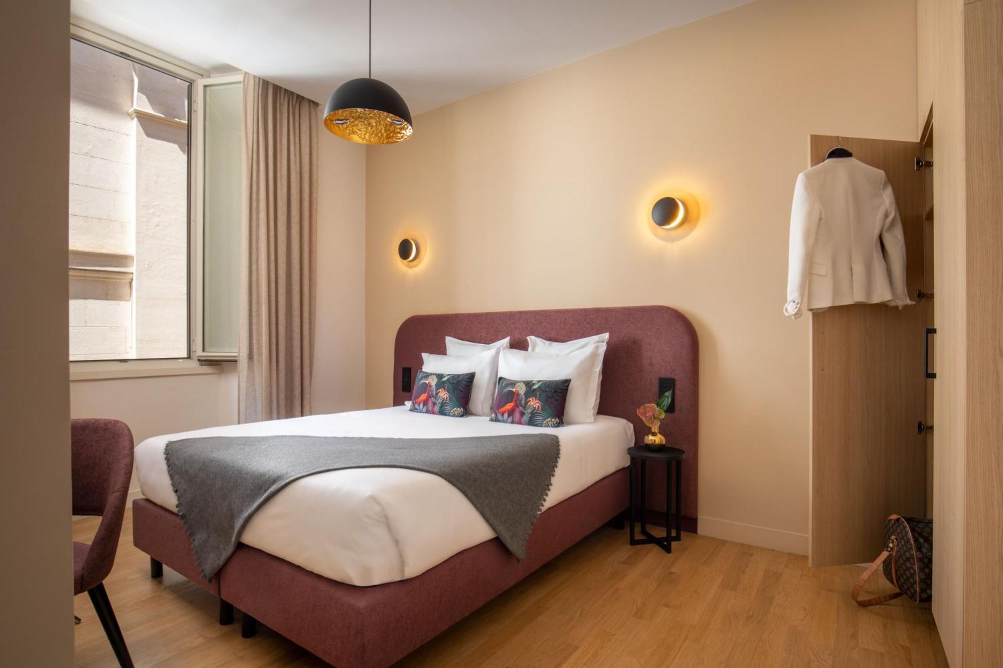 9Hotel Cesari Roma Esterno foto